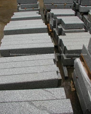 Curb stones
