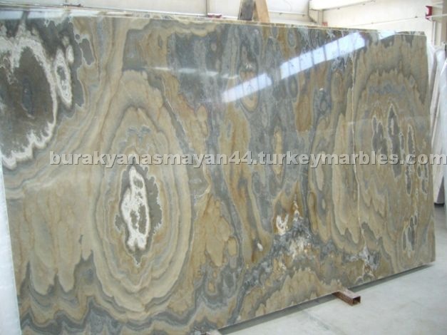 Cross Onyx
