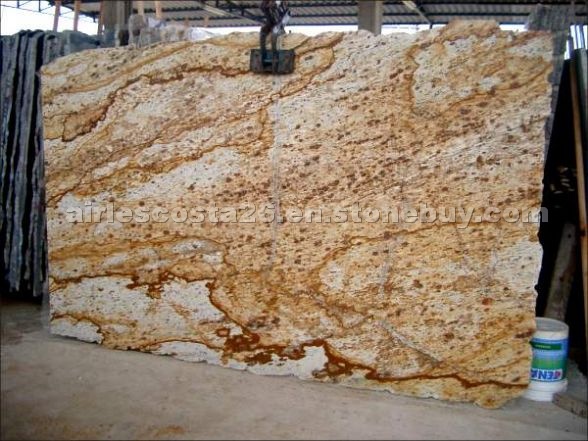 Verniz Tropical Granite Slabs