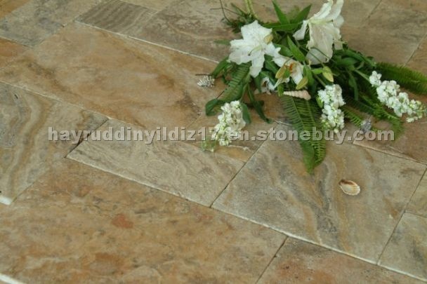 Tumbled Scabos Tiles