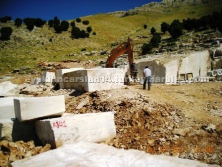 Light Emparador Marble Blocks