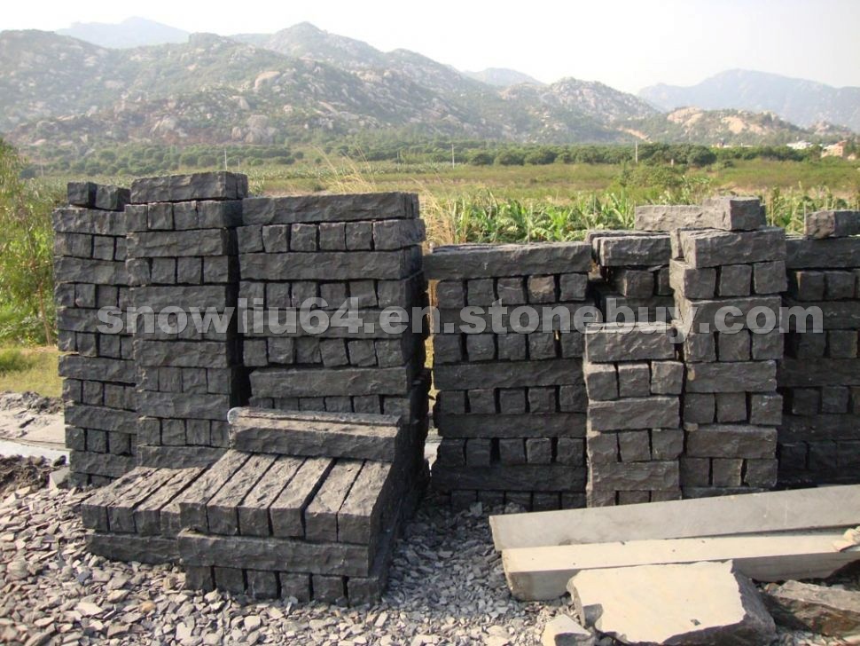 Black Basalt Fence Black Basalt Fence