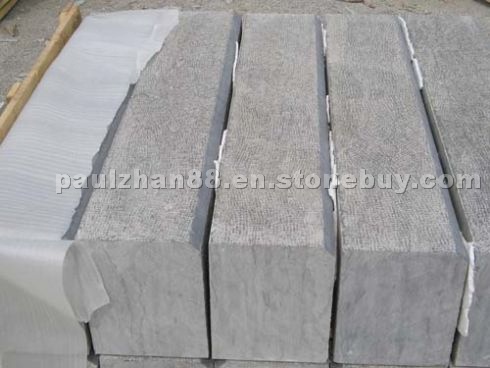 China Bluestone Kerbstone