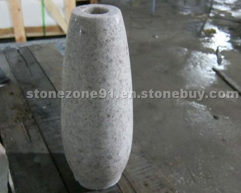 G896 Pearl White Vase