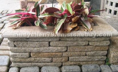G682,Chinese yellow  granite,garden stone