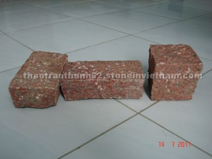 Red BD Granite cubic/cobble