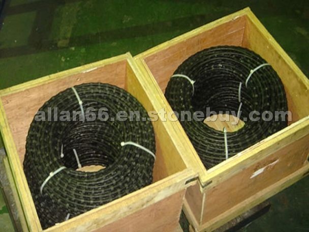 Diamond wire for concrete