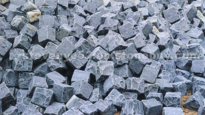 Basalt Tumbled Cubicstone