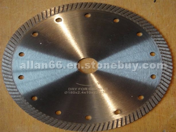 Diamond saw blades