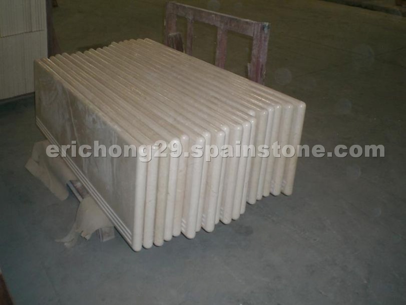 crema marfil marble step