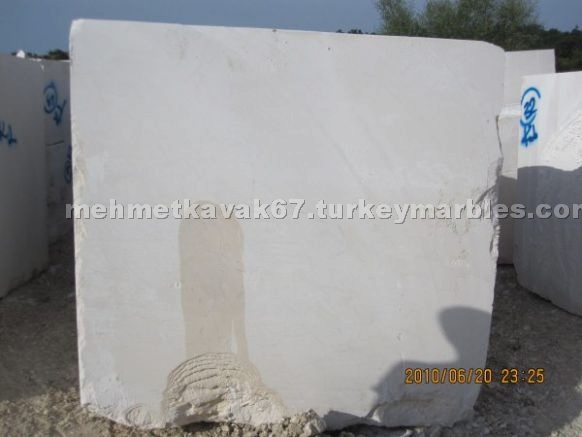Pelato Beige Marble Blocks