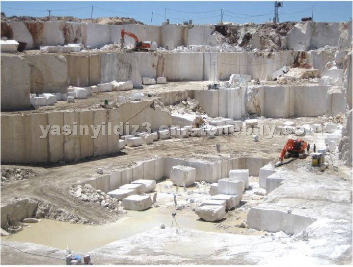 Adalia Cappuccino Marble Quarry, Blocks
