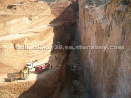 Akhisar Onyx Quarry, Blocks