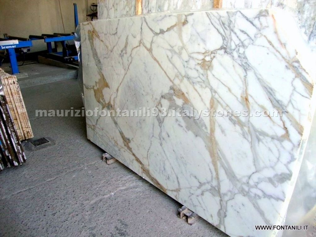 CALACATTA GOLD (OWN QUARRY)