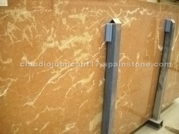Rojo Alicante slabs