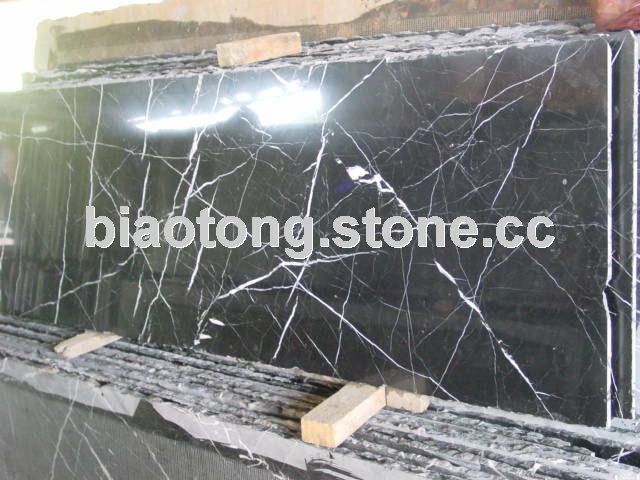 White Vein in Black