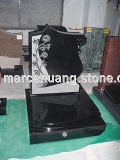 black granite monument 028