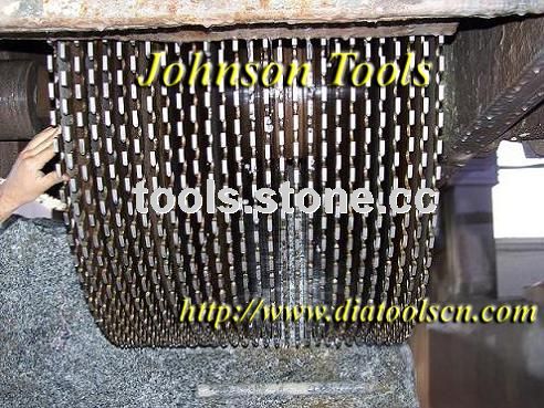 Diamond segment used for multi-circular saw blade