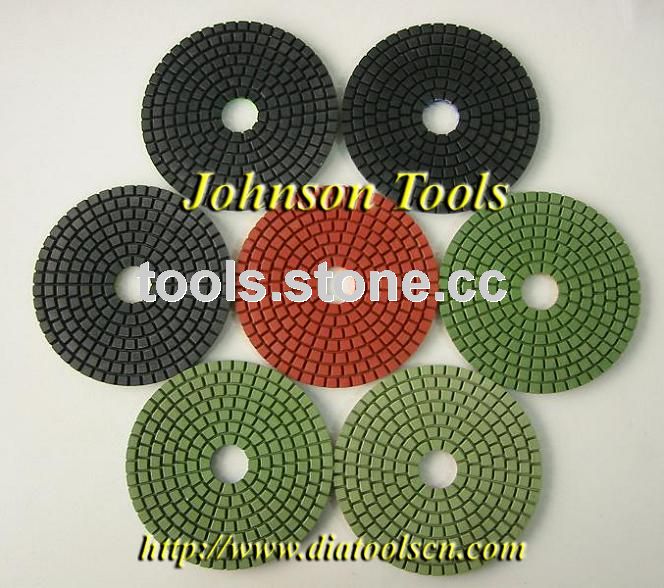 Flexible diamond wet polishing pads
