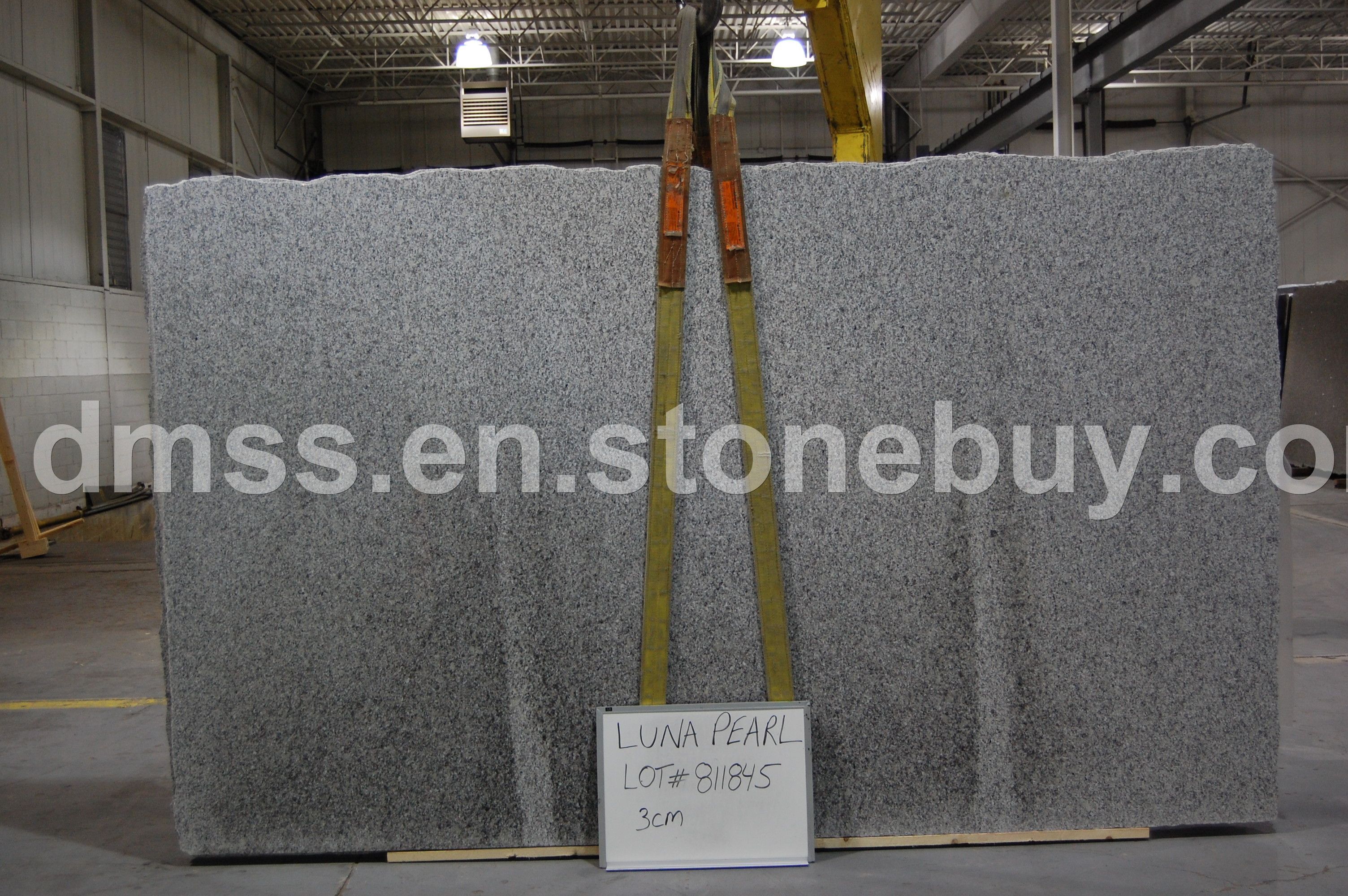 Luna Pearl 3cm polished slab