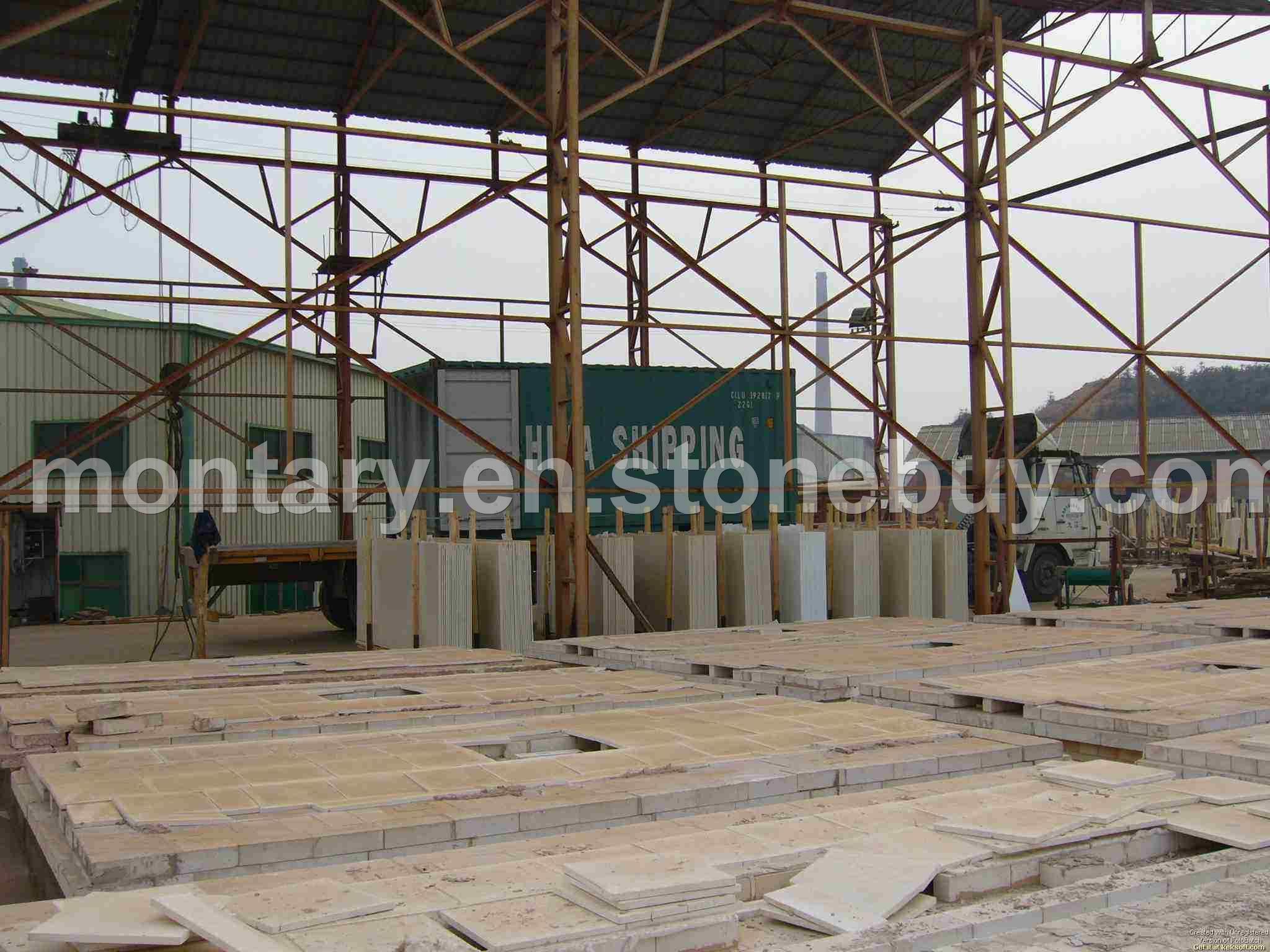 loading container
