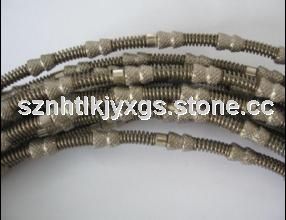 Vacuum brazed diamond spring wire saw