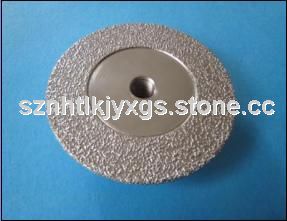 Vacuum brazed diamond cutting and grinding disc