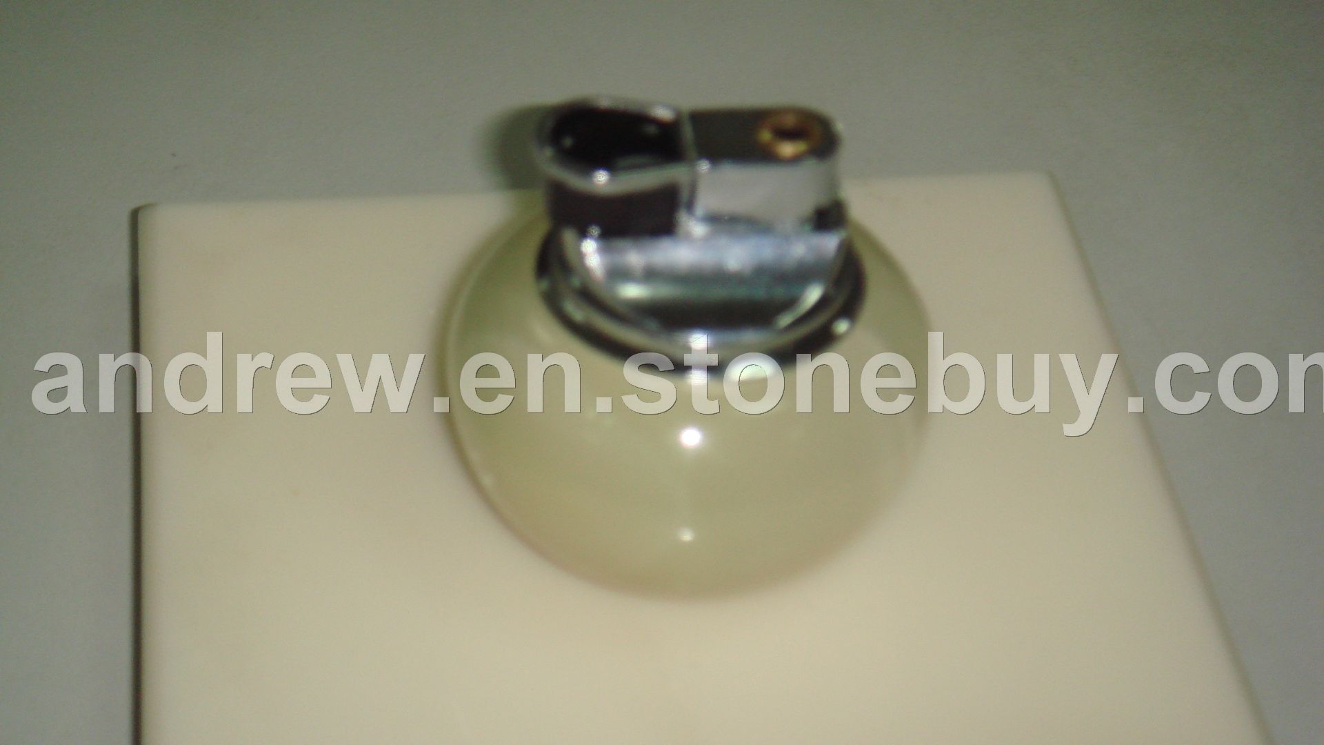 onyx lighter