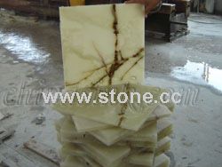 Onyx Tile