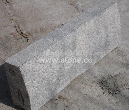 A type Kerbstone