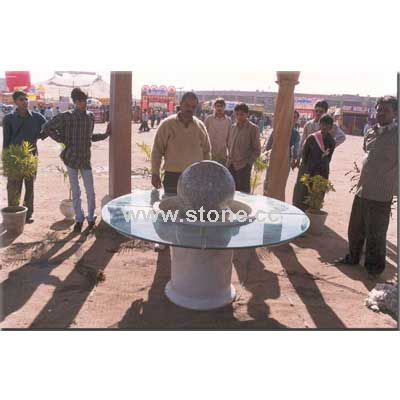 Table Ball Fountain 02