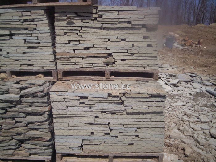 PA. Colonial Sawn Edge