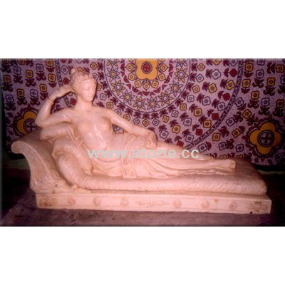 Statue 5