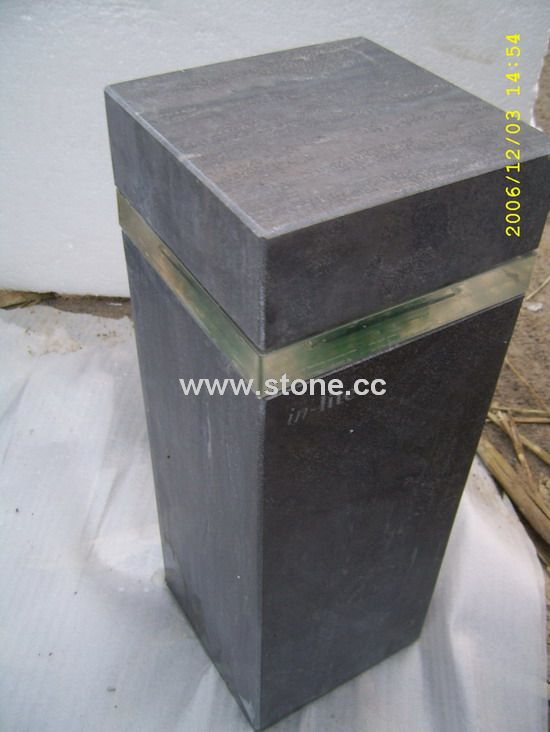 blue stone lantern