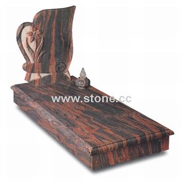 Monument With Sculpture Monument With Sculpture