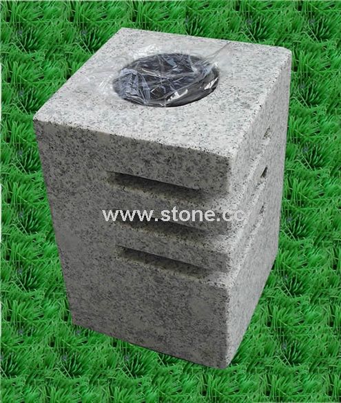 Granite With Solar Lantern-03 Granite With Solar Lantern-03