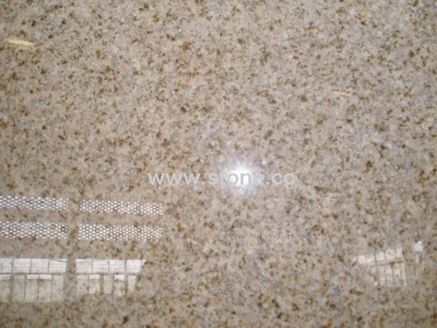 Granite Tiles (G682)