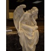 sculpture statue,cavings,head statue,outdoor sculp