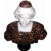 Statue B004