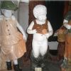 Statue M003
