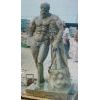 statue